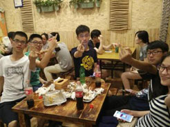 湟源烧烤加盟,学烧烤技术,开烧烤店多少钱疯狂烤翅加盟